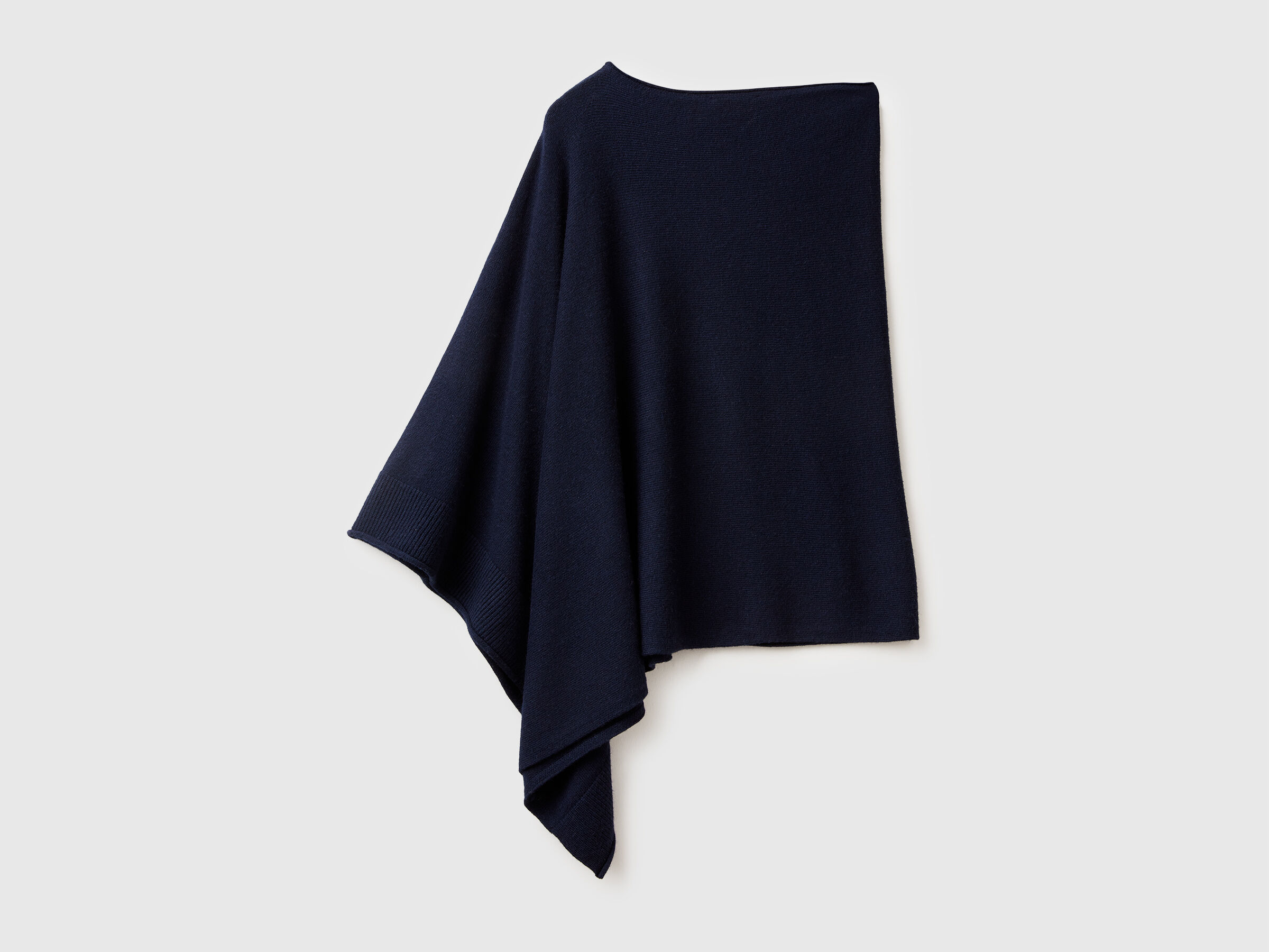 CAPE Women image number 6